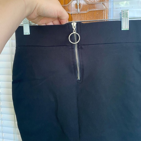Revamped Women's Size Small High Waist Black Mini Skirt Zip Front Detail - Picture 4 of 7